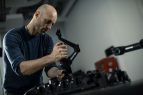 handyprobe-next-quality-control-scanning-plastic-engine-valve-cover