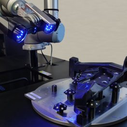 Introducing the TILIKUM robotic workplace